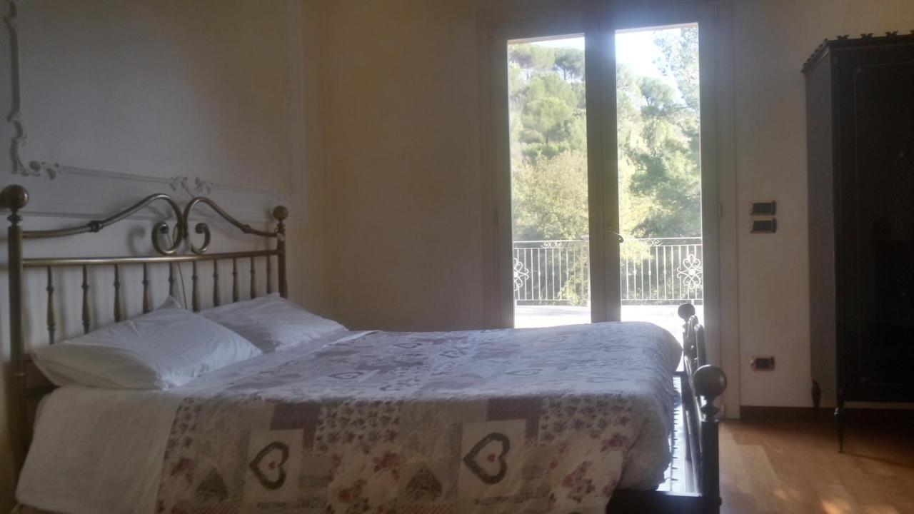 Parco Dei Gelsomini Panzió Ascoli Piceno megye Kültér fotó